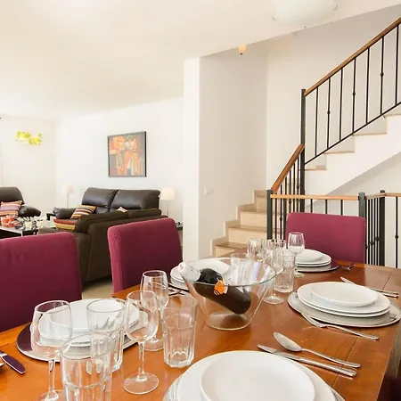 Villa Luis 4 *
