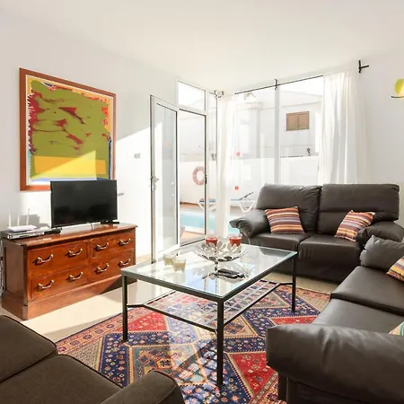 Villa Luis 4 *